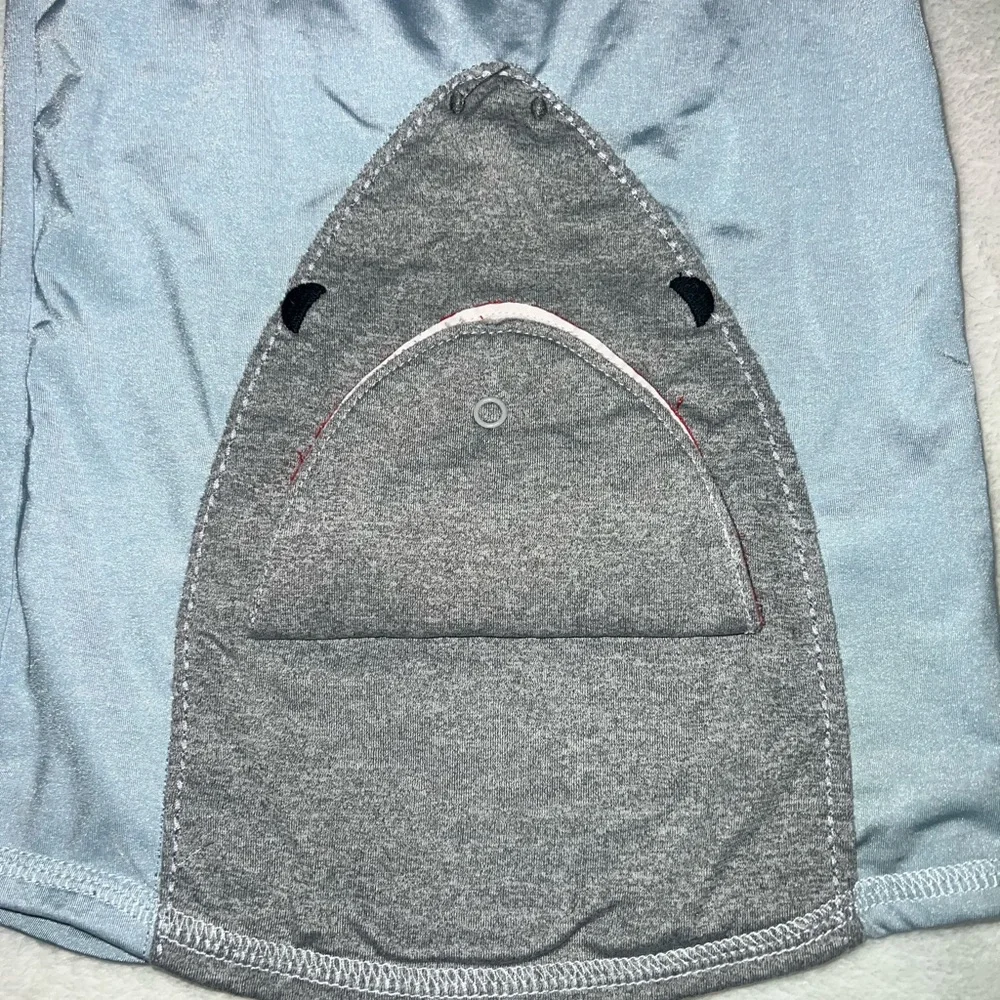 Mudpie Camo Shark rashguard with flap, size 2T-3T